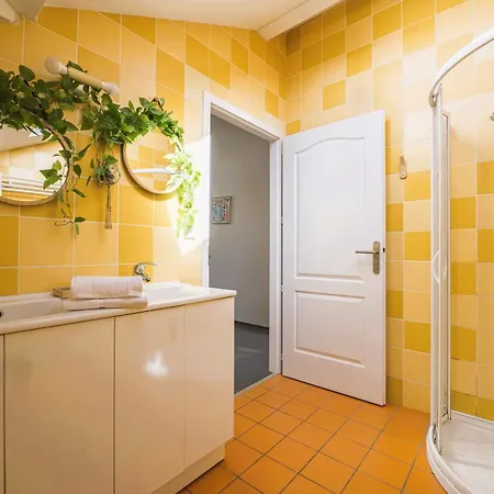 Hébergement de vacances L'écrin De Xattys - De Gamme Avec Spa, Terrain De Pétanque, Piscine Et Baby-foot Cleurie